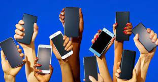 Cumhurbaşkanı Recep Tayyip Erdoğan üniversite öğrencilerine ÖTV'siz Cep Telefonu ve Bilgisayar