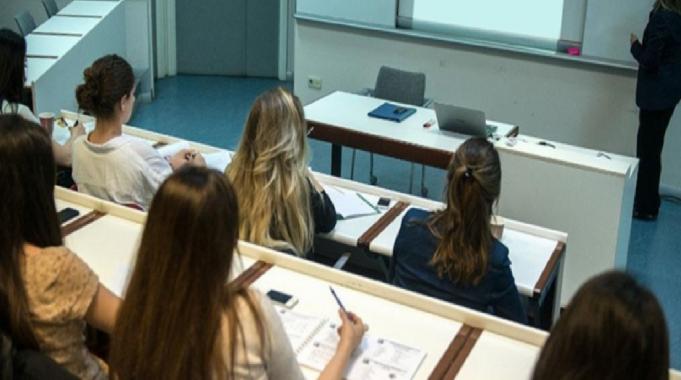 Depremden etkilenen 4 ildeki üniversitelilere ''özel öğrencilik'' hakkı tanınacak