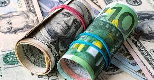 Dolar ve euro rekor tazeledi