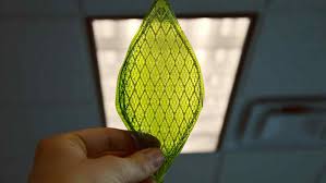 Bilim İnsanları Karbondioksiti Sıvı Yakıta Dönüştüren Güneş Enerjili Yapay Yaprak Geliştirdi